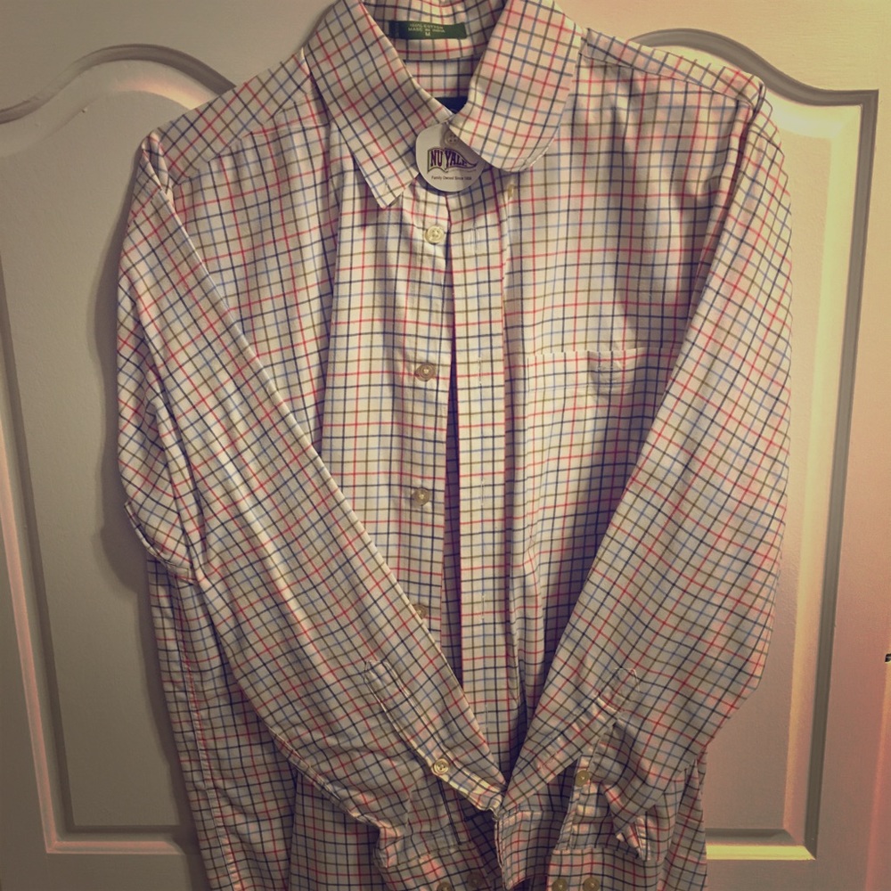 Long sleeve Orvis plaid dress shirt. Gently used.